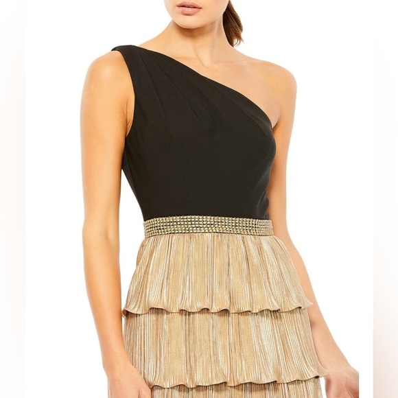 Mac Duggal Black and Gold One Shoulder Dress - Picture 7 of 9